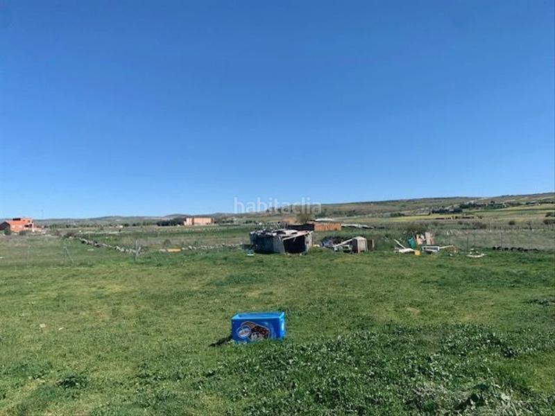 Foto e19450f3-938b-43a5-906d-fa90d51960aa. Terreno residencial en 3/3 rompidas viejas solar urbano unifamiliar en Ávila