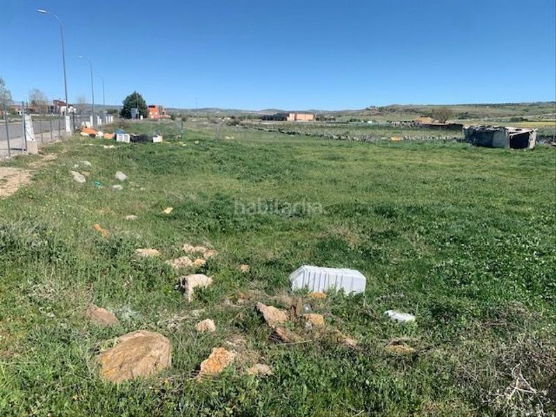 Foto f8e4d82c-e32a-4d1d-b7cf-aaf64cd4db54. Terreno residencial en 3/3 rompidas viejas solar urbano unifamiliar en Ávila