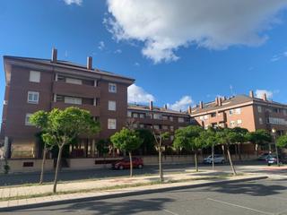 Aparcament cotxe a Vereda del esquileo 27. Plazas de garaje en complejo residencial parque castilla