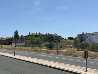 Terreny residencial a Paises bajos 3. Solar  urbano en ávila para 78 viviendas