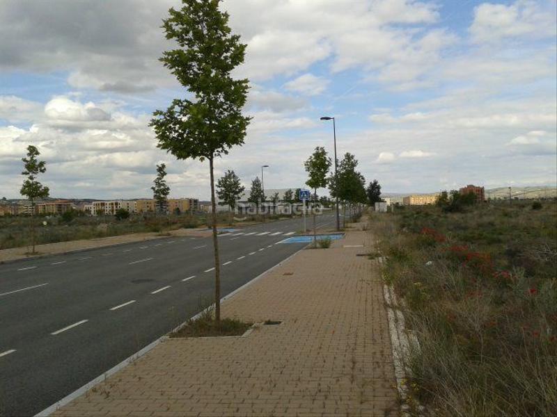 Foto 16f85651-5810-4fd5-a172-1f41ce0e7e98. Residential plot in camino de los chopos in Sónsoles Ávila