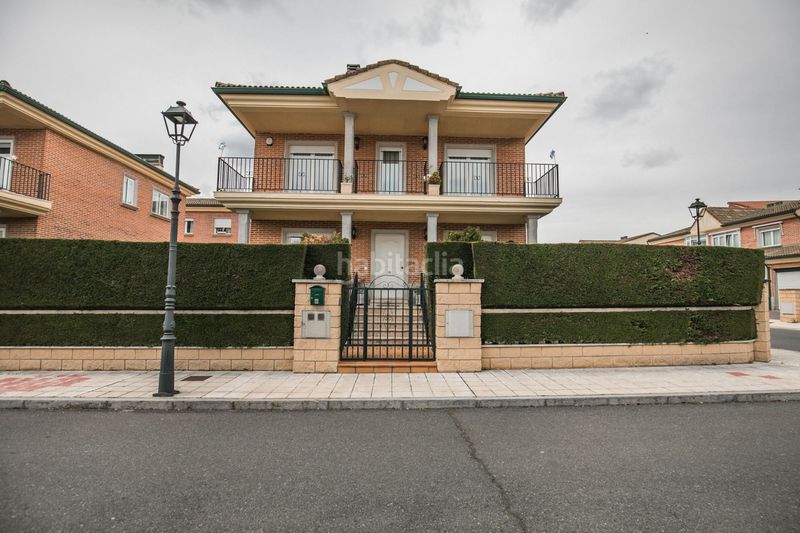 Foto 88af531a-f851-475f-aeb6-03d81543e2a6. Casa in juan carlos i 29 in Hervencias Altas - El Pinar Ávila