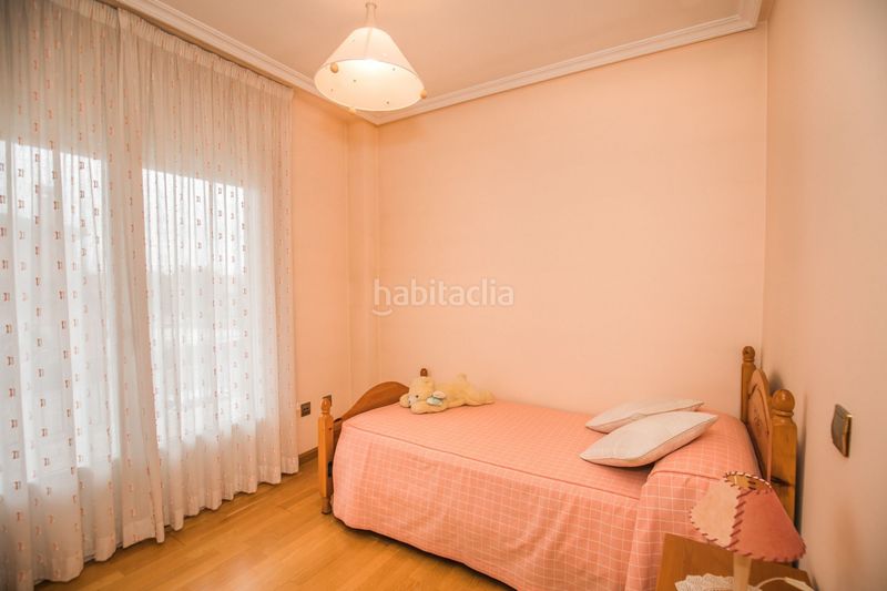 Foto 89bdd257-2cd3-4b33-8ff6-b81be0536dbe. Casa in juan carlos i 29 in Hervencias Altas - El Pinar Ávila