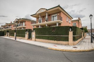 House  Juan carlos i 29. Vivienda unifamiliar independiente