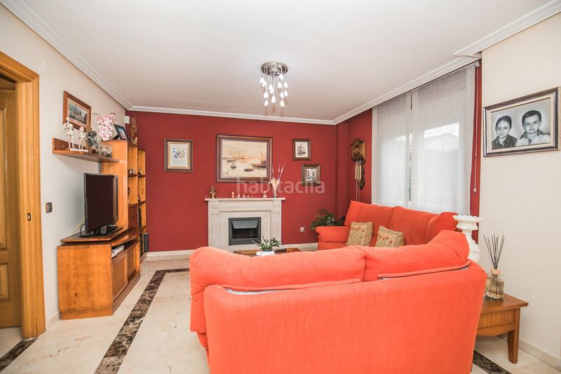 Foto c2fbb010-4b01-4921-a793-2a348a39167c. Casa in juan carlos i 29 in Hervencias Altas - El Pinar Ávila