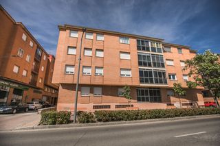 Pis  Jesus del gran poder 49. Vivienda de 4 dormitorios con garaje y trastero