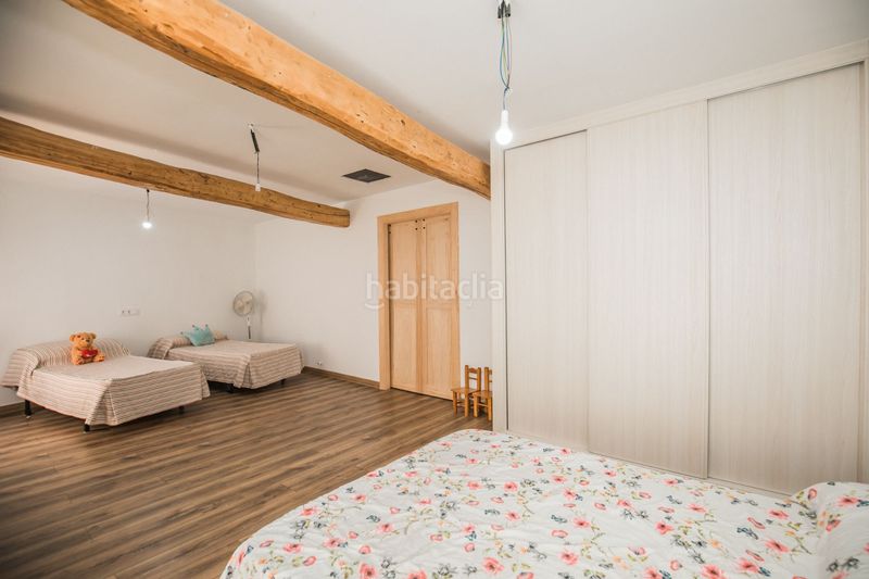 Foto cc2c1aa8-25e8-4e2f-9250-6ce607ee2e19. Casa in despeñadero 6 in Blascosancho
