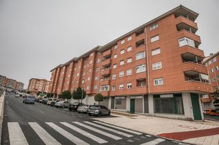 Pis a AGUSTÍN RODRÍGUEZ SAHAGÚN 50
