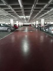 Aparcament cotxe a Passatge ignasi iglesias 11. Plaza de parking en venta