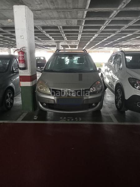 Foto 7ad42585-b666-4a02-b4f2-ac6e78ebf334. Aparcament cotxe a passatge ignasi iglesias 11 a Cornellà de Llobregat