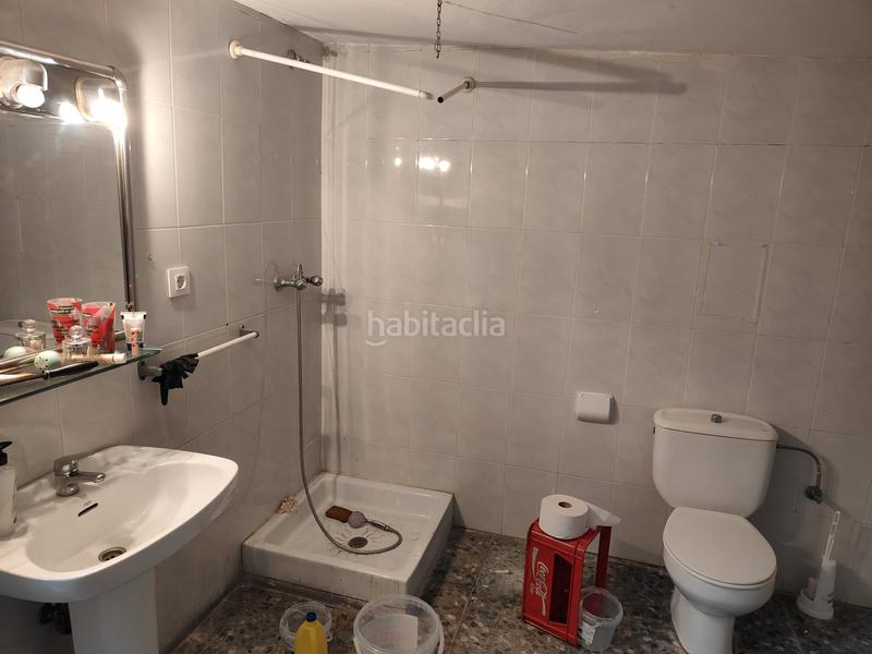 Foto 0e3b77a3-01b3-4782-862d-e3d7ea8de968. Local comercial en carrer del llorer 37 oportunidad local en venta en Les Planes!! en Hospitalet de Llobregat (L´)