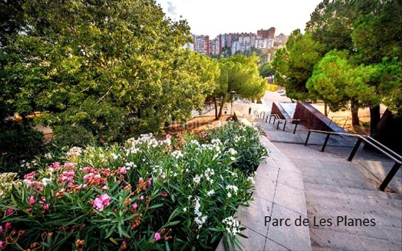 Foto 0e51ce1d-5ce1-4a6b-ac94-2895cd9f68d1. Local comercial en carrer del llorer 37 oportunidad local en venta en Les Planes!! en Hospitalet de Llobregat (L´)