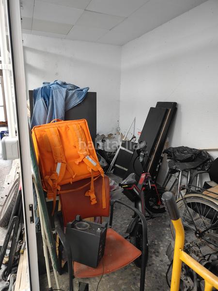 Foto e5f5b3cf-bd2d-4aa2-8c32-7f0e80f53f59. Local comercial en carrer del llorer 37 oportunidad local en venta en Les Planes!! en Hospitalet de Llobregat (L´)