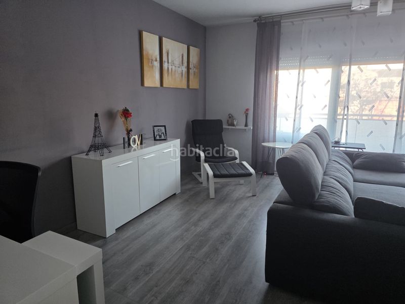 Foto b83642f6-60d2-4dd3-bbda-c79ea8436a34. Dúplex a carretera del prat 94 a Almeda - El Corte Inglés Cornellà de Llobregat