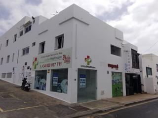 Local commercial  N/a. Oportunidad única en el corazón de playa blanca!
