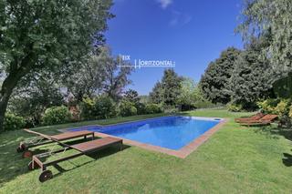 Xalet  Bellaterra. Chalet independiente en bellaterra