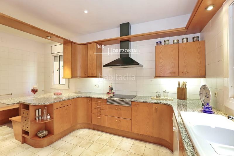 Foto dc957c08-b9bb-44e3-a830-1d11b41ed01f. Chalet mit heizung parking pool in Bellaterra