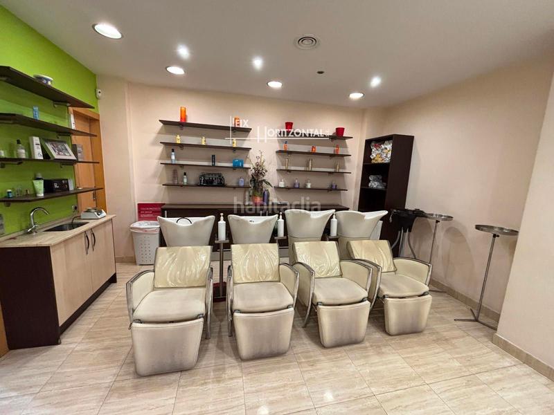 Foto 5527d4dd-a760-445d-8c2f-e4ed8c95f037. Local commercial dans Creu Alta Sabadell