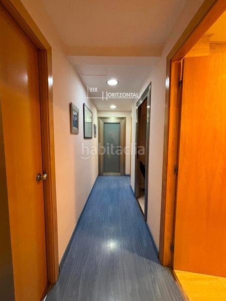 Foto c3529e0c-aa5d-4054-832f-bf79f85e4c49. Local commercial dans Creu Alta Sabadell