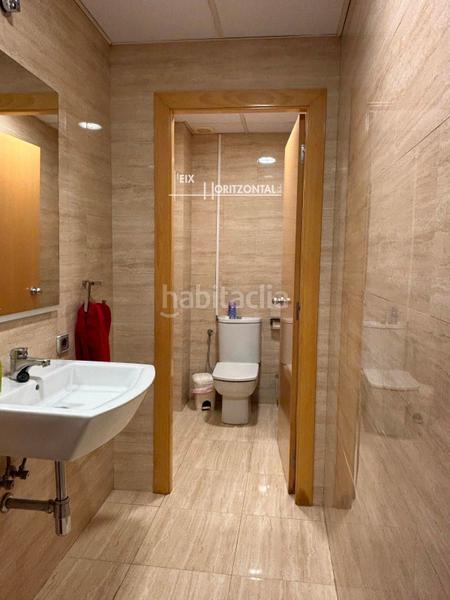 Foto fcfd143a-ba4c-41a7-8cbb-9d45ba363736. Local commercial dans Creu Alta Sabadell