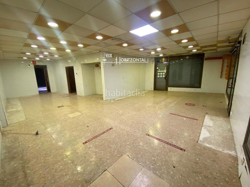 Foto f5fab458-d334-4552-b11b-a2bbaea3fcfd. Lloguer local comercial a Centre Sabadell