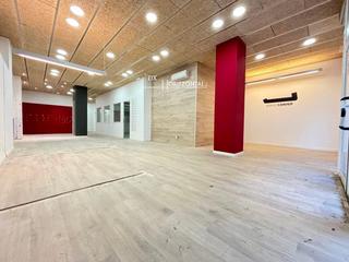 Rent Business premise  Canigo. Local en alquiler en el corazón  de barberà del vallès