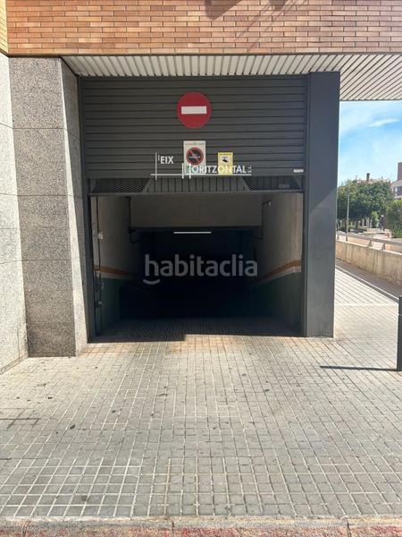 Foto ca782e77-f464-4ee5-9472-60e4b0fc18cb. Alquiler parking coche pking lloguer pl. dolors miralles Centre en Sabadell