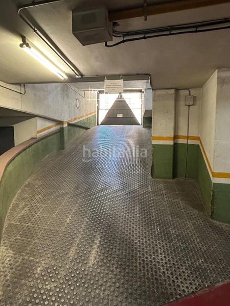 Foto 48dccba6-eff5-477e-9dcd-29d4b2ccdc7d. Location parking voiture dans Centre Sabadell