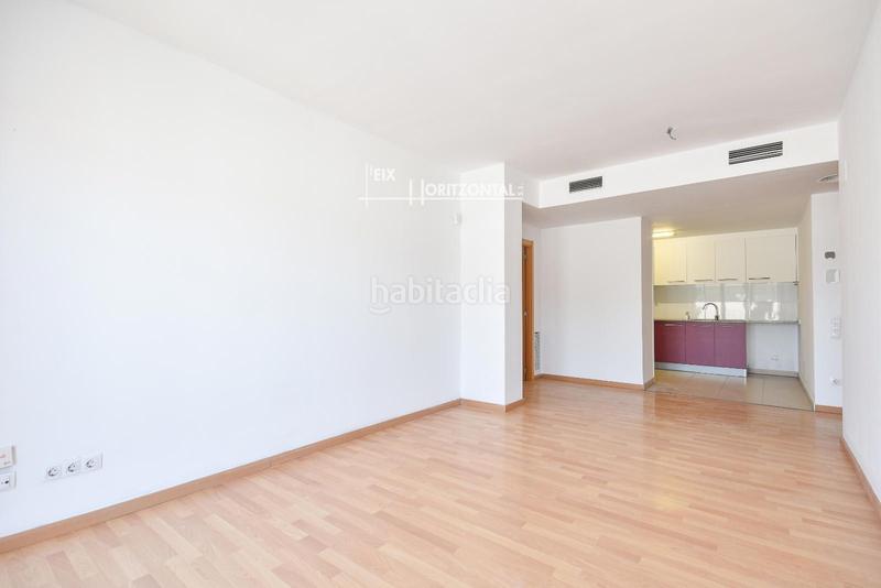 Foto 2009a850-7ff8-4e86-b78c-3bed4d5caabd. Pis amb calefacció aparcament a Montornès del Vallès