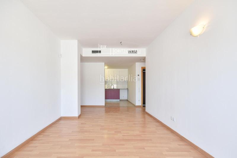 Foto 86cbbed2-f18a-4bfc-9108-36676832b989. Pis amb calefacció aparcament a Montornès del Vallès