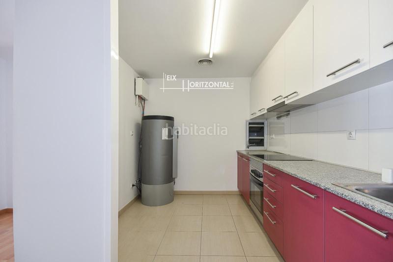 Foto 94b281e7-a82f-4be8-af05-a58627187042. Pis amb calefacció aparcament a Montornès del Vallès