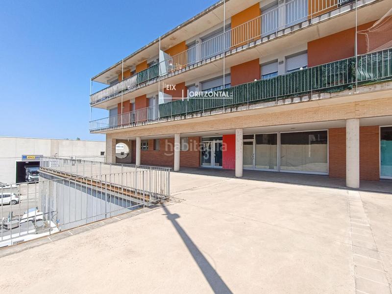 Foto b063b0a8-391e-45d5-b92c-ad8cc0d04c3e. Pis amb calefacció aparcament a Montornès del Vallès