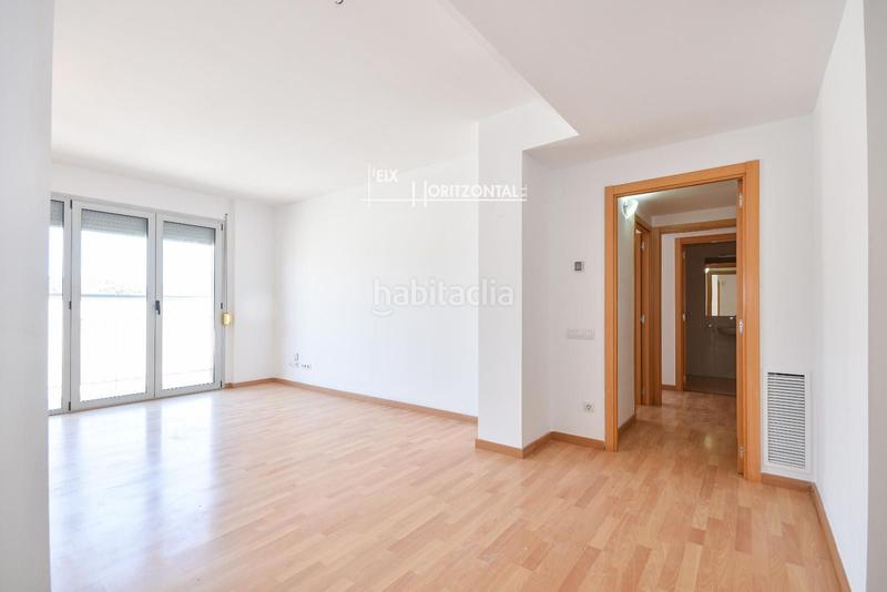 Foto c36d85cc-9dc5-46f1-86fa-20e42fd4153f. Pis amb calefacció aparcament a Montornès del Vallès