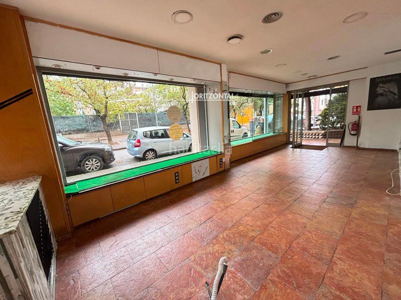 Foto 5fe49889-8979-4722-84b7-0ab5774141d4. Alquiler local comercial local de lloguer el carrer unió en Sabadell