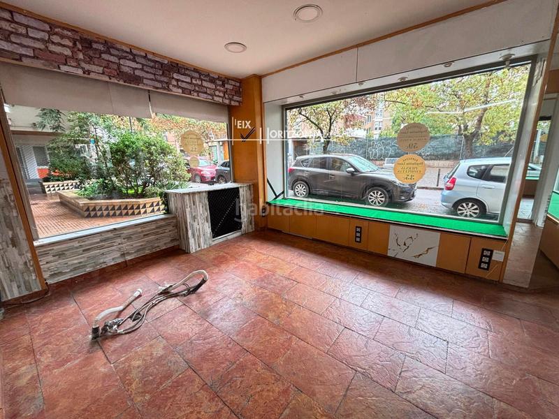 Foto 8fec8de2-675c-40f1-99d1-79c39644ec97. Lloguer local comercial a Centre Sabadell