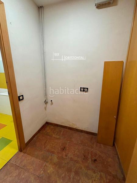 Foto 50824eca-efd5-4681-9443-109003301349. Location local commercial dans Centre Sabadell