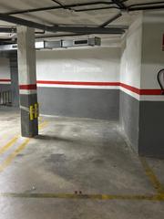 Parking voiture  Girona. Parking en venta en rubi  can roses