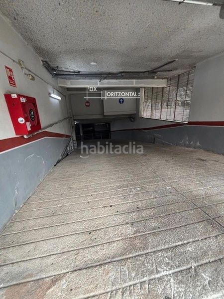 Foto 03a01270-02c9-4612-945d-3b16d66bd845. Aparcament cotxe a Centre Sabadell