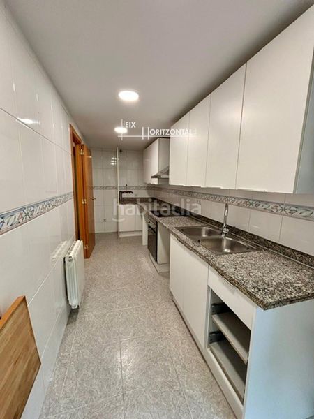 Foto a9878b85-7997-47f3-a89c-8a72a49fd094. Rent flat with heating parking in Gràcia Sabadell
