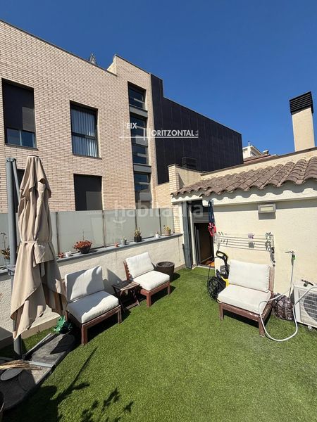 Foto 453c052e-74c8-4590-8d4c-83e57e6c56b2. Location duplex avec chauffage parking dans Centre Sabadell