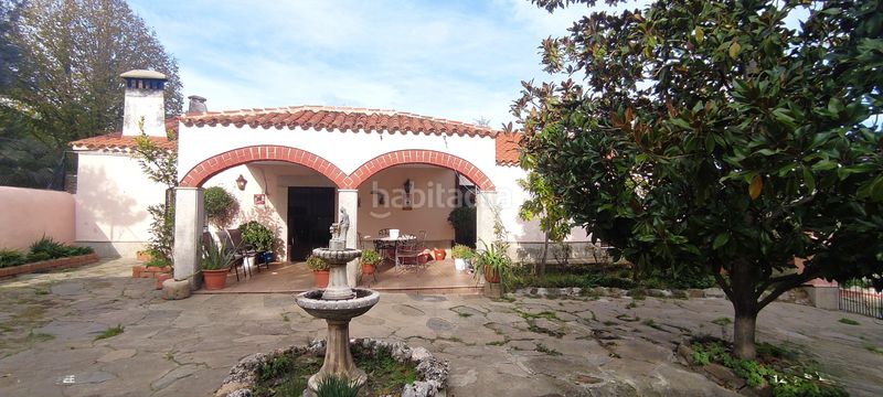 Foto 5115c3e7-bf87-455a-8b7f-3ca482fa647f. Masia amb xemeneia calefacció aparcament piscina a Trujillo