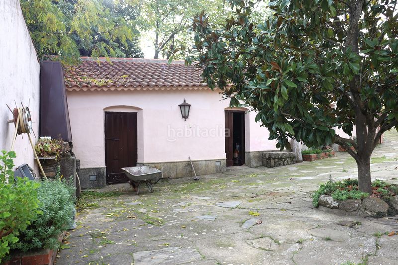 Foto d53d318f-3cf1-4cc3-ab3e-273819b143d7. Masia amb xemeneia calefacció aparcament piscina a Trujillo