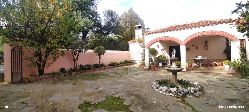 Foto da8b2347-4850-446a-adcc-dd0c8708864c. Masia amb xemeneia calefacció aparcament piscina a Trujillo