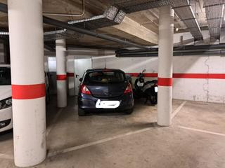 Parking coche en Vilartagues-Tueda de Dalt. Se vende amplia plaza de aparcamiento en zona esclat