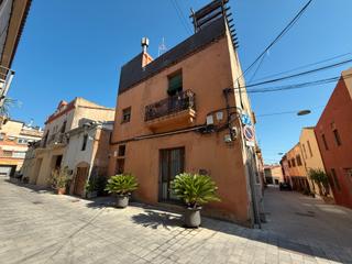 Attique  Carrer plana de l'hospital. Ático dúplex en venta - espacio y confort en el coro de la ciuda
