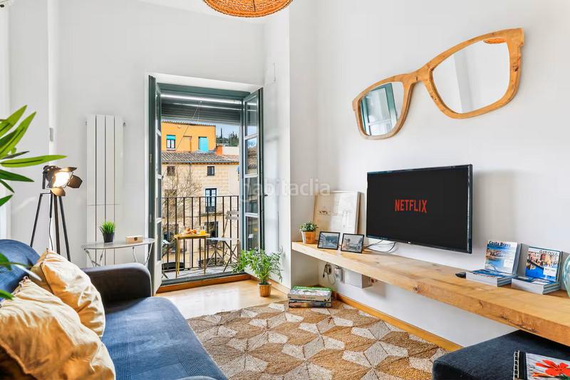 Foto e24bc1ee-959f-4bd8-90ef-ca34d8c2fb99. Location appartement avec chauffage dans Centre-Barri Vell Girona