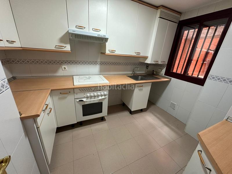 Foto 51a05ee1-49b8-41d9-af93-4bda81707e12. Piso casalia presenta: piso en venta en urbanización rigoberta menchú en Parla