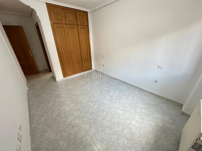 Foto 713e8ed1-d57d-4527-8c90-fd1bf46b3c2b. Piso casalia presenta: piso en venta en urbanización rigoberta menchú en Parla