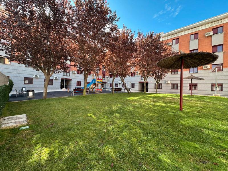 Foto de2339cd-2be4-4c47-9366-8736bb41b1b7. Piso casalia presenta: piso en venta en urbanización rigoberta menchú en Parla