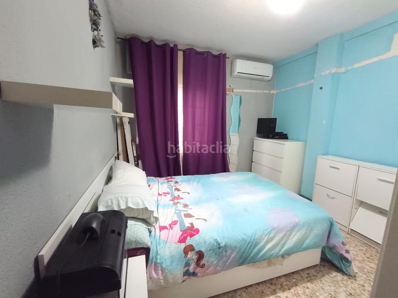 Foto b8772b5b-9b6f-44c9-89da-43a827efb02e. Pis amb calefacció a Reyes Parla